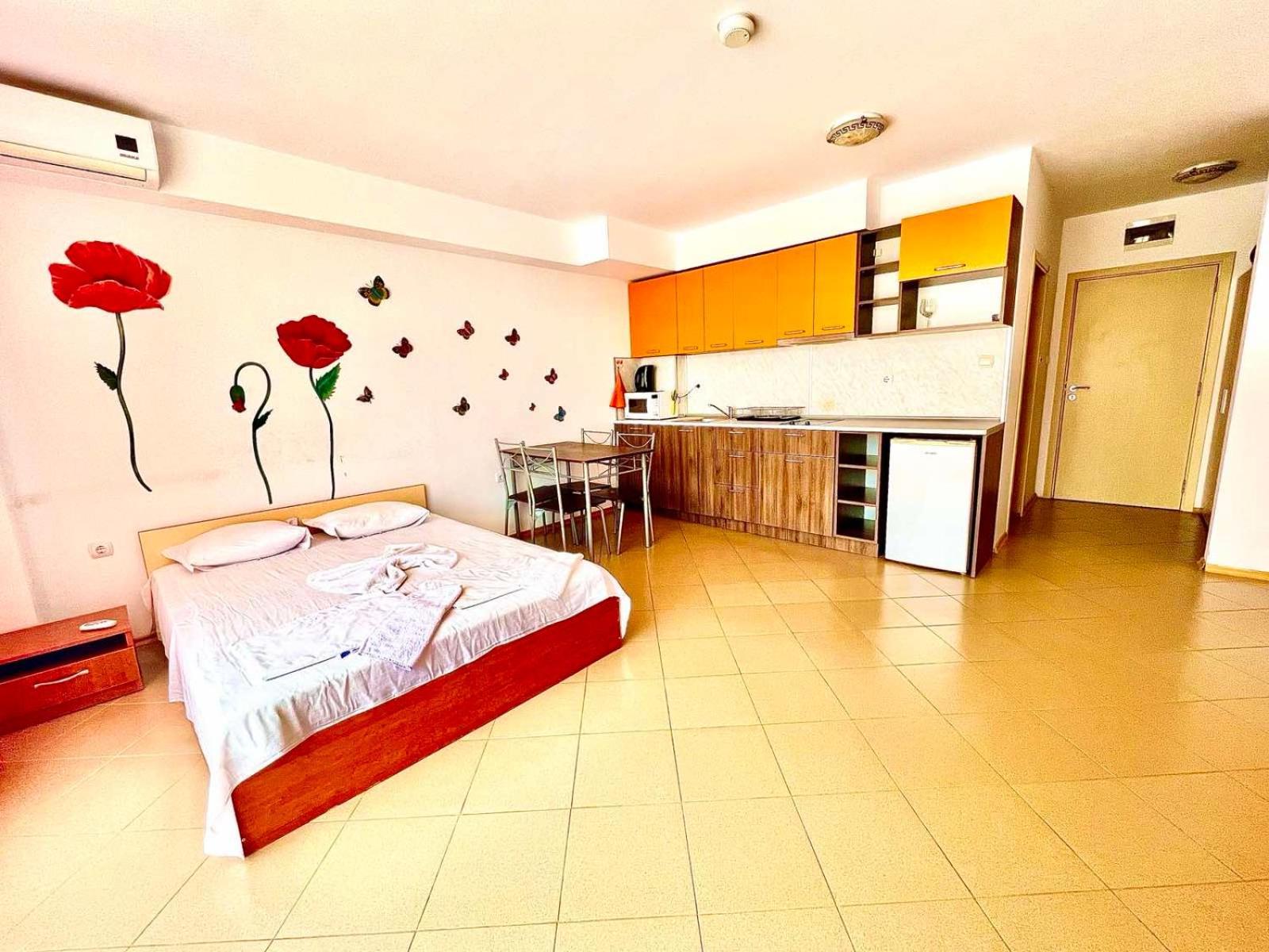 Grand Kamelia Holiday Complex Sunny Beach Exterior photo